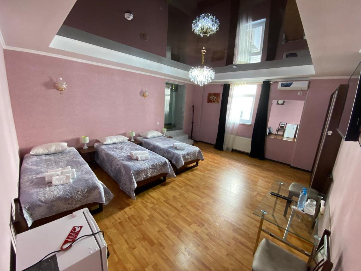 Hotel Uzbegim Ургенч Екстериор снимка