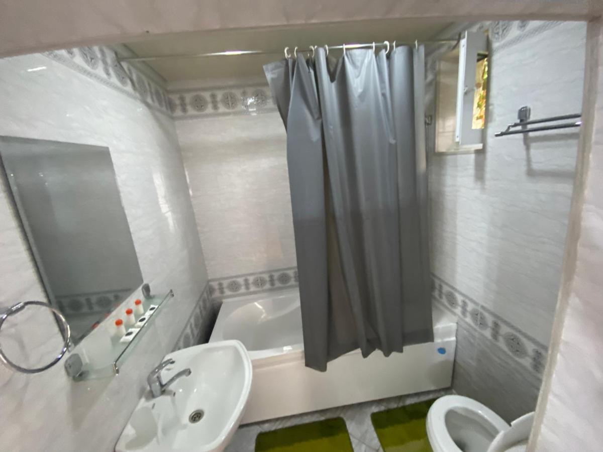Hotel Uzbegim Ургенч Екстериор снимка